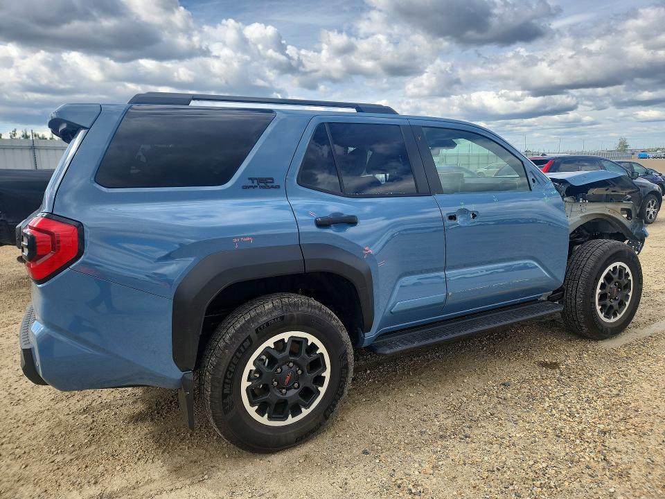 57382976 :رقم المزاد ، JTEVB5BR5S5023199 vin ، 2025 Toyota 4runner مزاد بيع