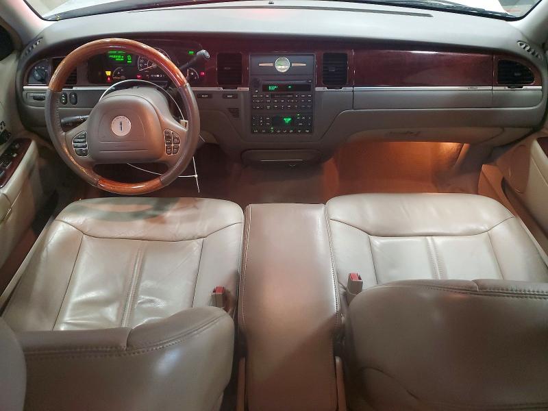 Продаж на аукціоні авто 2004 Lincoln Town Car, vin: 1LNHM83W34Y615599, номер лоту: 55376266