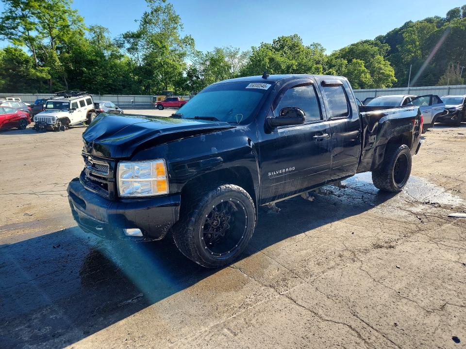 55000546 :رقم المزاد ، 1GCRKSE75DZ224921 vin ، 2013 Chevrolet Silverado مزاد بيع