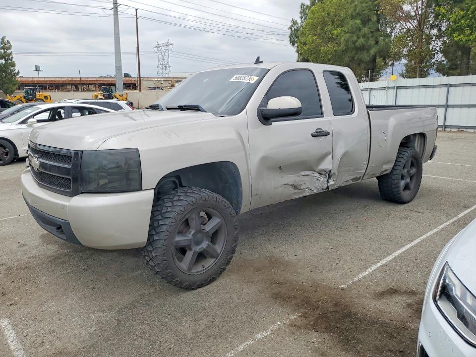 58805236 :رقم المزاد ، 2GCEC190271733896 vin ، 2007 Chevrolet Silverado مزاد بيع