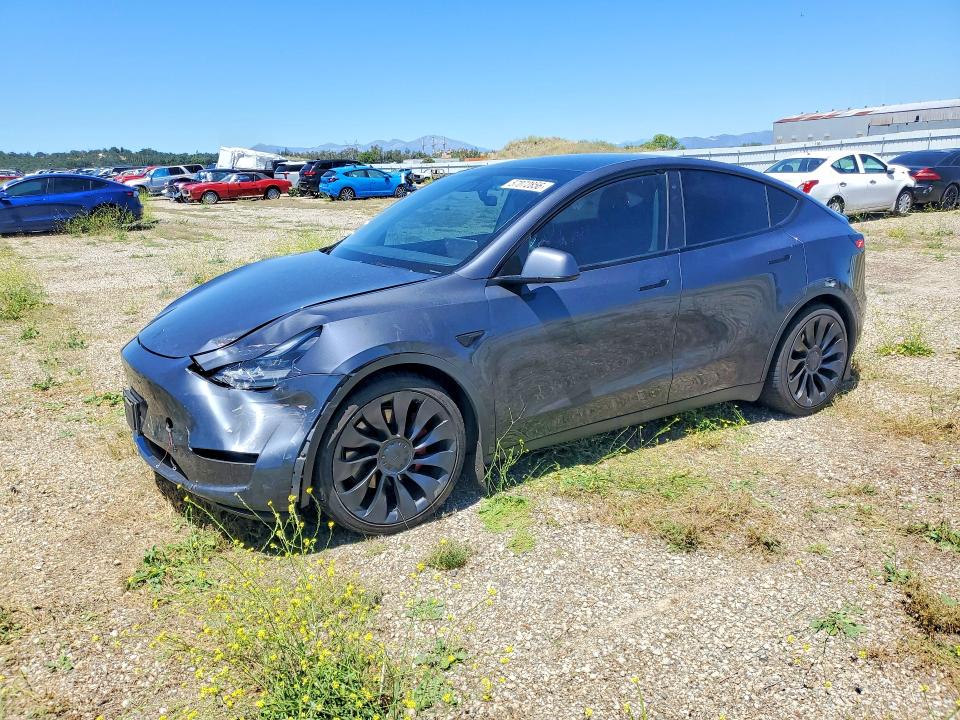 Продажа на аукционе авто 2022 Tesla Model Y, vin: 7SAYGDEF4NF383312, номер лота: 57072856