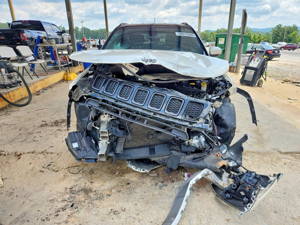 59073346 :رقم المزاد ، 3C4NJCCB4LT250446 vin ، 2020 Jeep Compass مزاد بيع