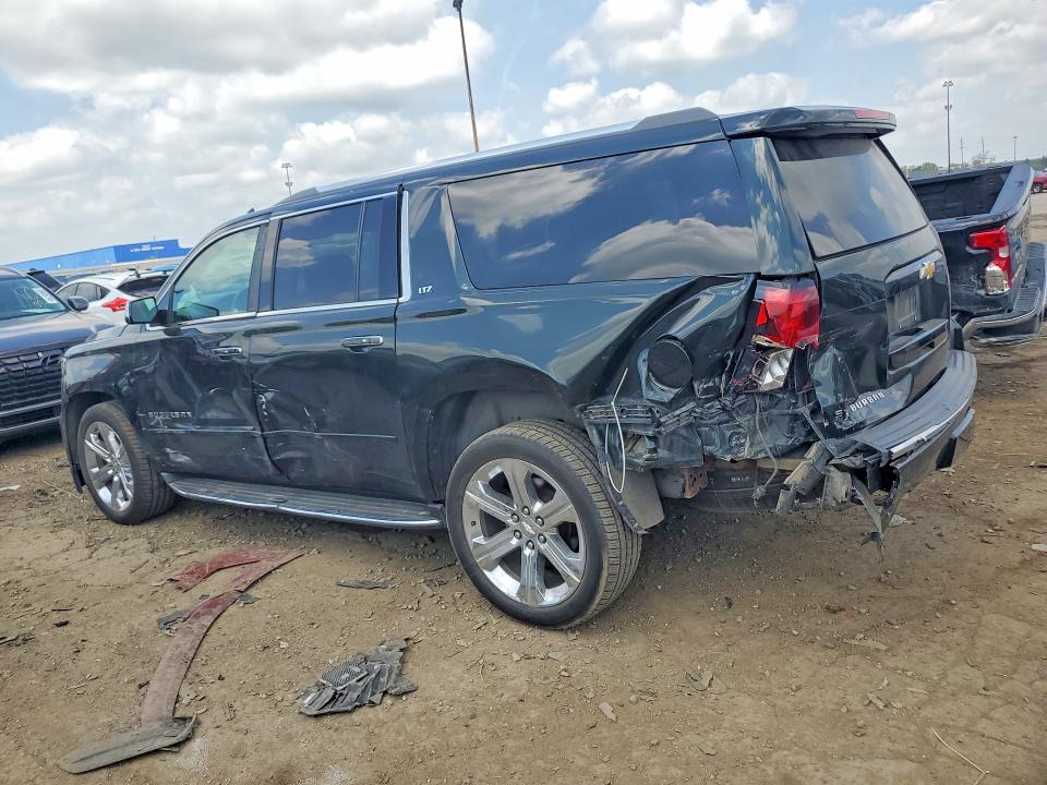 Продаж на аукціоні авто 2016 Chevrolet Suburban, vin: 1GNSKJKC8GR427780, номер лоту: 58779566