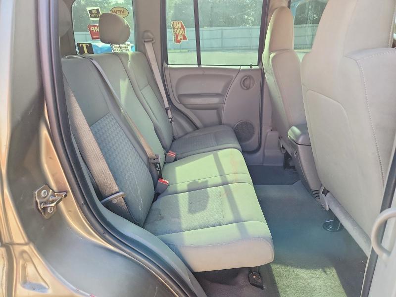 2006 Jeep Liberty მანქანა იყიდება აუქციონზე, vin: 1J4GK48K86W108503, აუქციონის ნომერი: 55916136