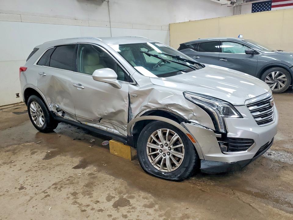 56193546 :رقم المزاد ، 1GYKNARS3JZ224522 vin ، 2018 Cadillac Xt5 مزاد بيع