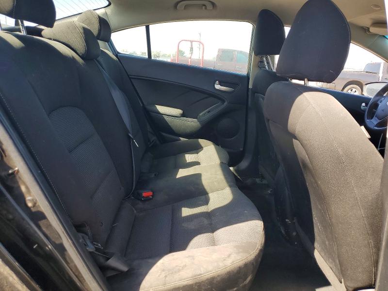 56529346 :رقم المزاد ، 3KPFK4A7XHE077470 vin ، 2017 Kia Forte مزاد بيع