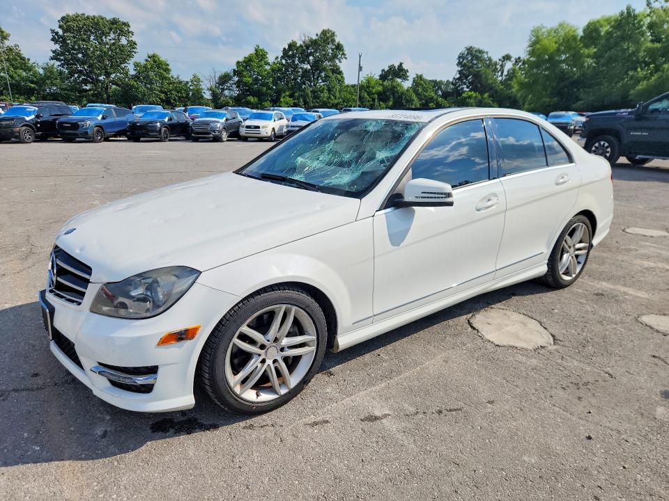 55724896 :رقم المزاد ، WDDGF8AB5EA914845 vin ، 2014 Mercedes-benz C مزاد بيع