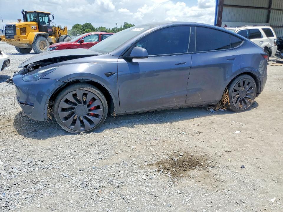 58297296 :رقم المزاد ، 7SAYGDEF1PF963619 vin ، 2023 Tesla Model Y مزاد بيع
