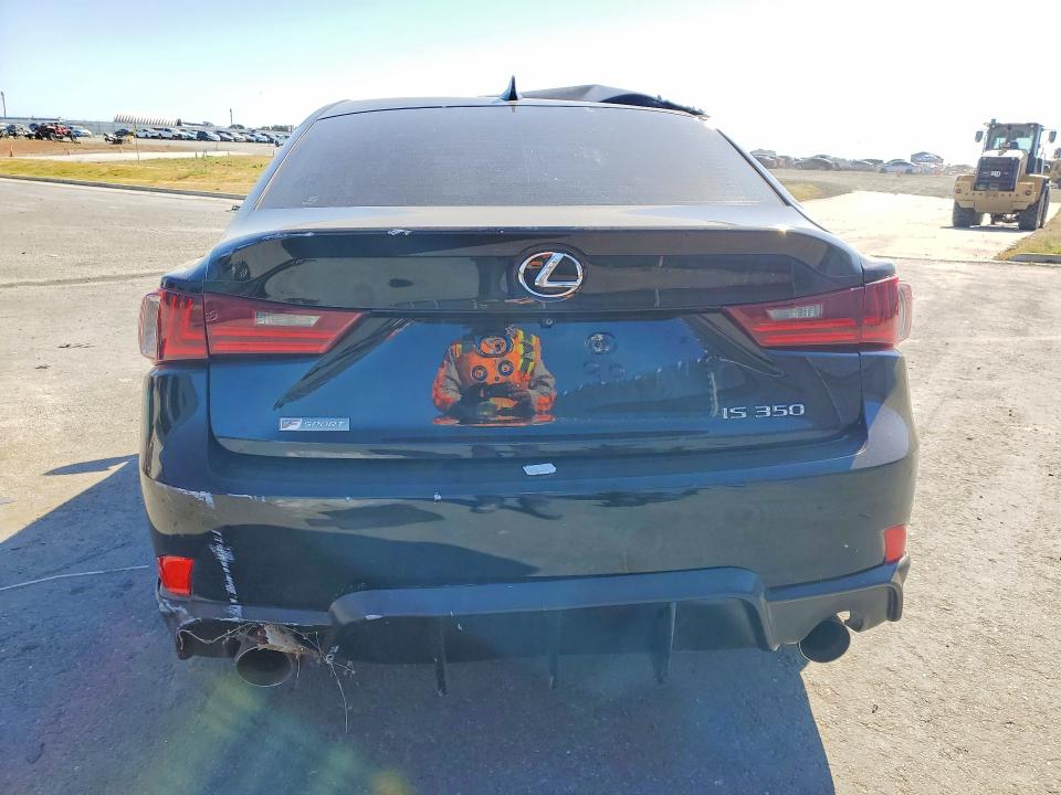 57391576 :رقم المزاد ، JTHBE1D22E5013191 vin ، 2014 Lexus Is مزاد بيع