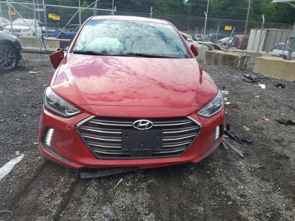 56521526 :رقم المزاد ، 5NPD84LF8HH178478 vin ، 2017 Hyundai Elantra مزاد بيع