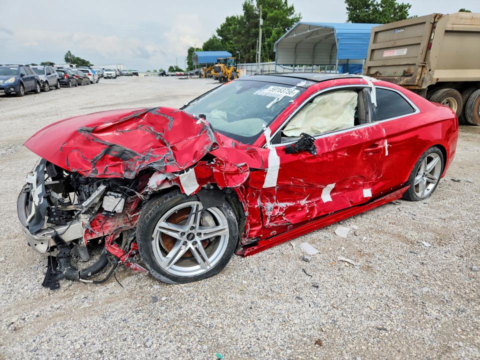 59163756 :رقم المزاد ، WAUSAAF56NA011890 vin ، 2022 Audi A5 مزاد بيع