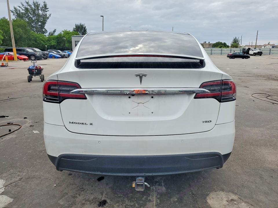Продаж на аукціоні авто 2017 Tesla Model X, vin: 5YJXCBE29HF039274, номер лоту: 56124616