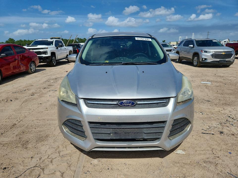 Auction sale of the 2015 Ford Escape, vin: 1FMCU0G76FUA27639, lot number: 57707356