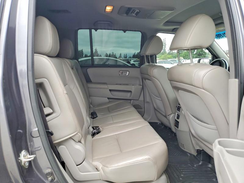 59001496 :رقم المزاد ، 5FNYF4H90FB025227 vin ، 2015 Honda Pilot مزاد بيع