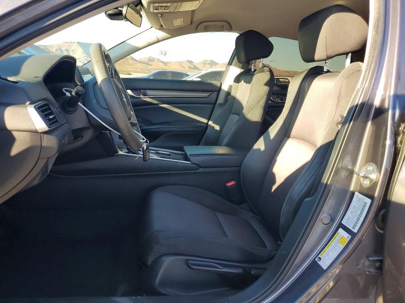 57531726 :رقم المزاد ، 1HGCV1F11JA253250 vin ، 2018 Honda Accord مزاد بيع