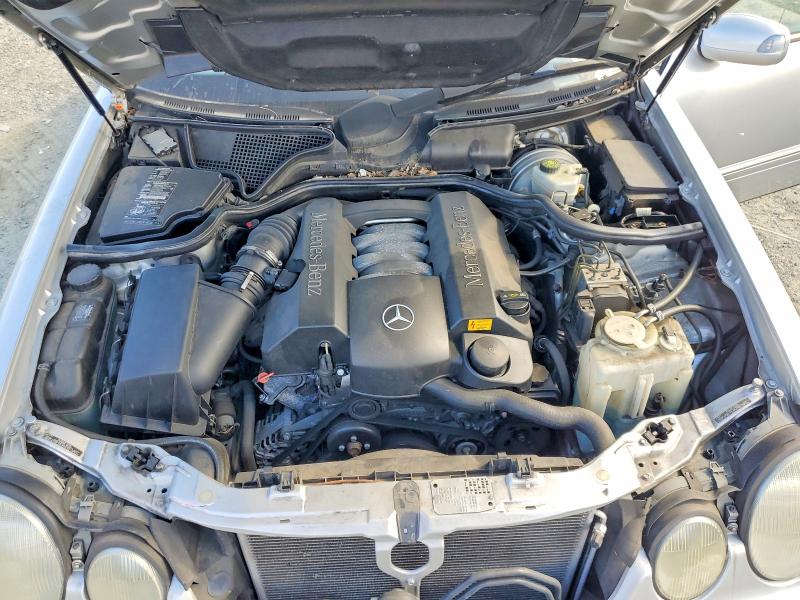 2001 Mercedes-benz E მანქანა იყიდება აუქციონზე, vin: WDBJF65J71B172327, აუქციონის ნომერი: 55476436