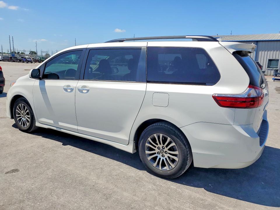 2020 Toyota Sienna მანქანა იყიდება აუქციონზე, vin: 5TDYZ3DC1LS084782, აუქციონის ნომერი: 55705426