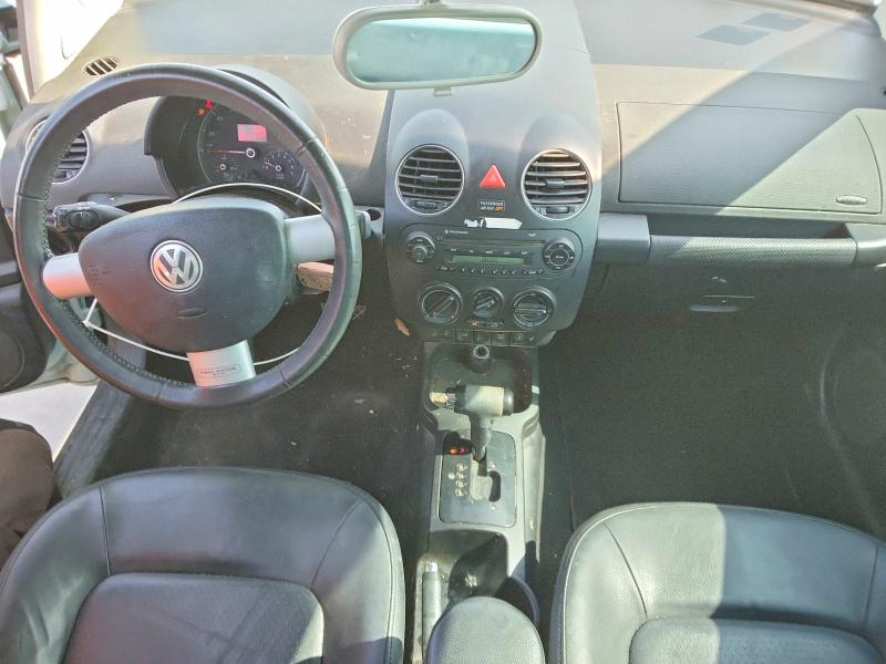 2010 Volkswagen New Beetle მანქანა იყიდება აუქციონზე, vin: 3VWRW3AG1AM026671, აუქციონის ნომერი: 58651216
