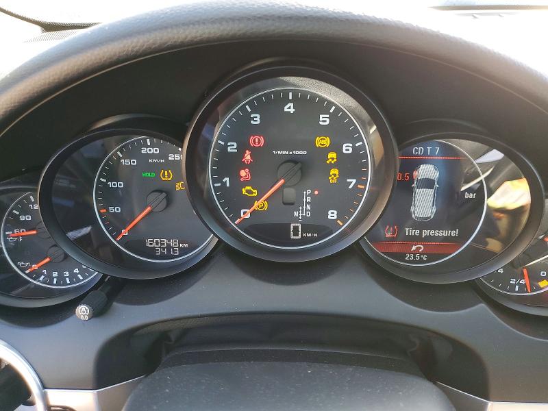 52141386 :رقم المزاد ، WP1AA2A2XBLA06420 vin ، 2011 Porsche Cayenne مزاد بيع