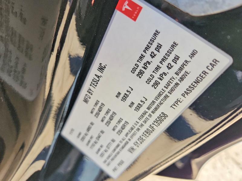 57876806 :رقم المزاد ، 5YJ3E1EB0JF135058 vin ، 2018 Tesla Model 3 مزاد بيع