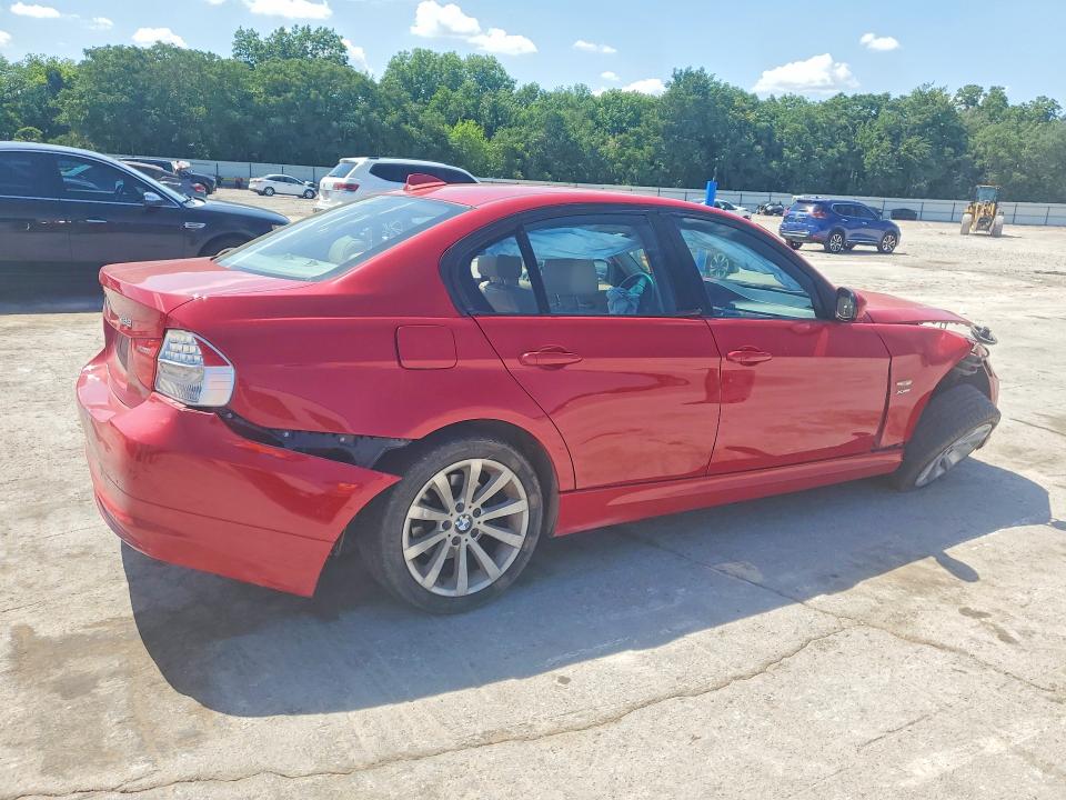 55062186 :رقم المزاد ، WBAPK5C54BA658315 vin ، 2011 Bmw 328 مزاد بيع
