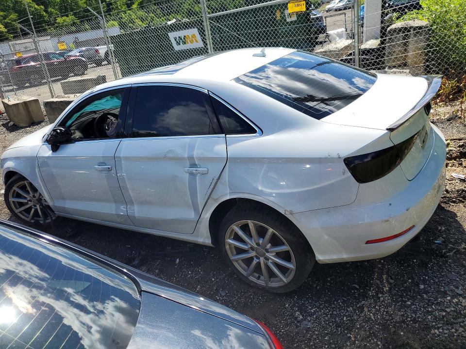 Продажа на аукционе авто 2015 Audi A3, vin: WAUBFGFF4F1114398, номер лота: 57208256