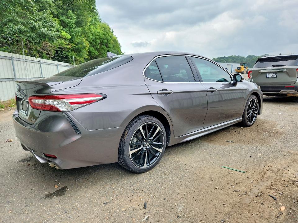 Продажа на аукционе авто 2019 Toyota Camry, vin: 4T1B61HK5KU748298, номер лота: 58073846