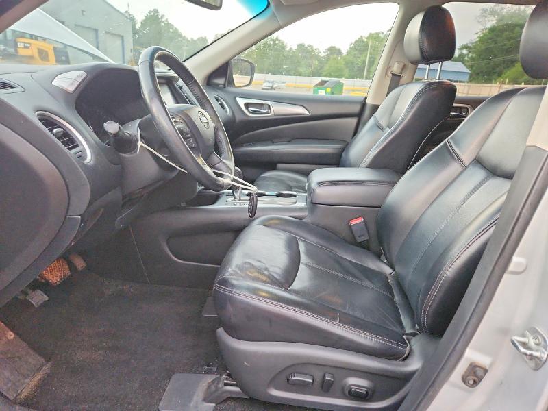 58003576 :رقم المزاد ، 5N1DR2MN4JC641673 vin ، 2018 Nissan Pathfinder مزاد بيع
