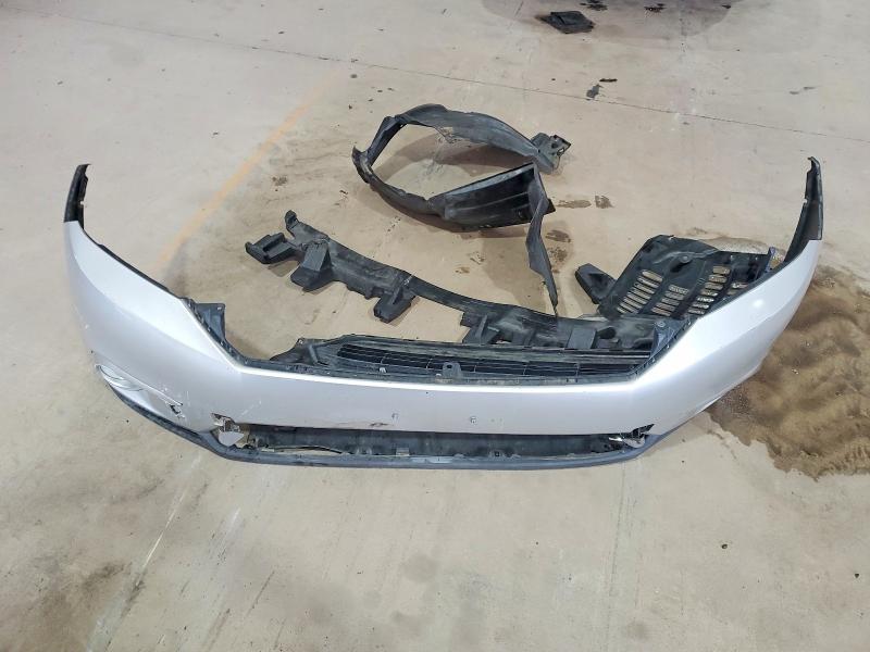 56542136 :رقم المزاد ، 5TDBK3EH1BS068732 vin ، 2011 Toyota Highlander مزاد بيع