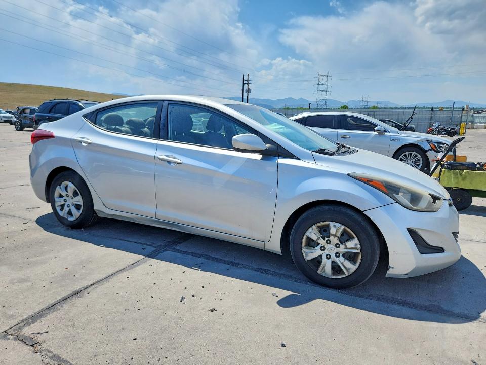 2016 Hyundai Elantra მანქანა იყიდება აუქციონზე, vin: 5NPDH4AE2GH725138, აუქციონის ნომერი: 58518936