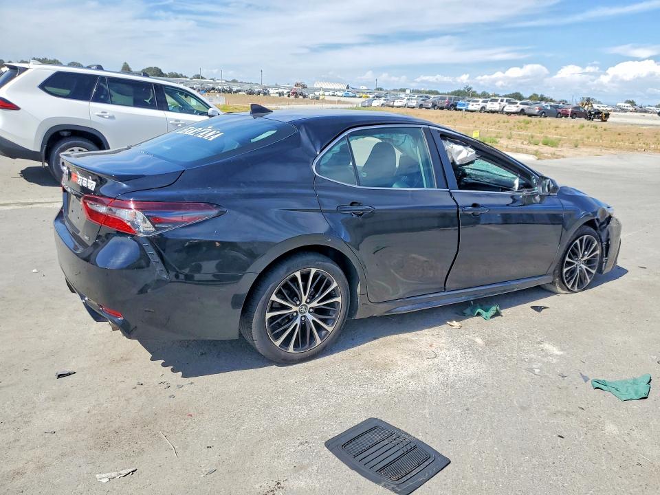 Продажа на аукционе авто 2022 Toyota Camry, vin: 4T1G11AK5NU707043, номер лота: 59234116