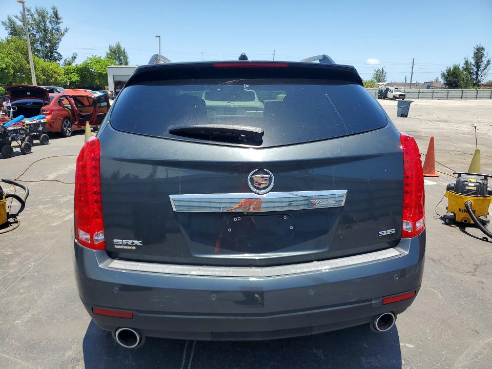57530936 :رقم المزاد ، 3GYFNBE39ES602626 vin ، 2014 Cadillac Srx مزاد بيع