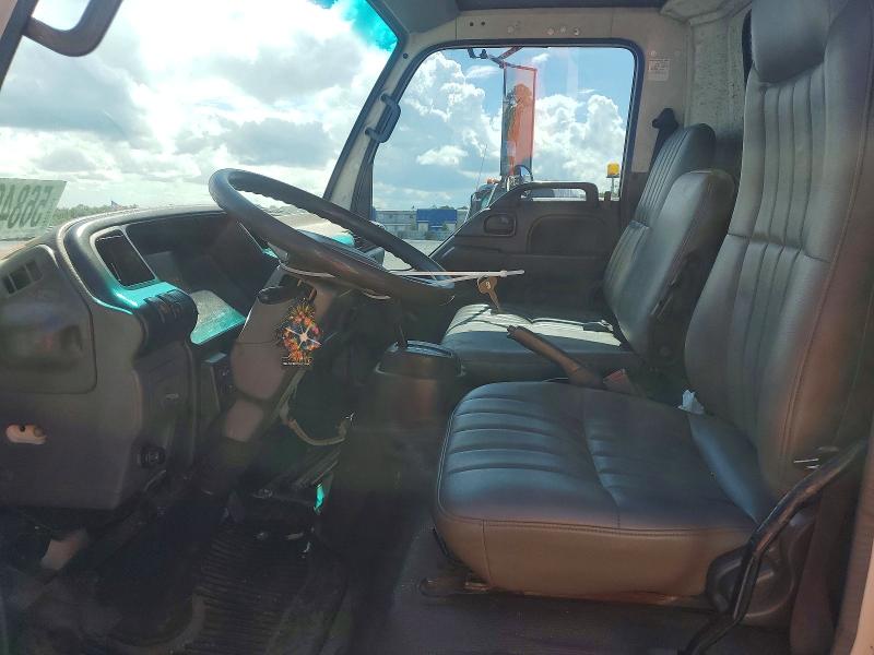 56846766 :رقم المزاد ، JALE5B16357901771 vin ، 2005 Isuzu Nqr مزاد بيع