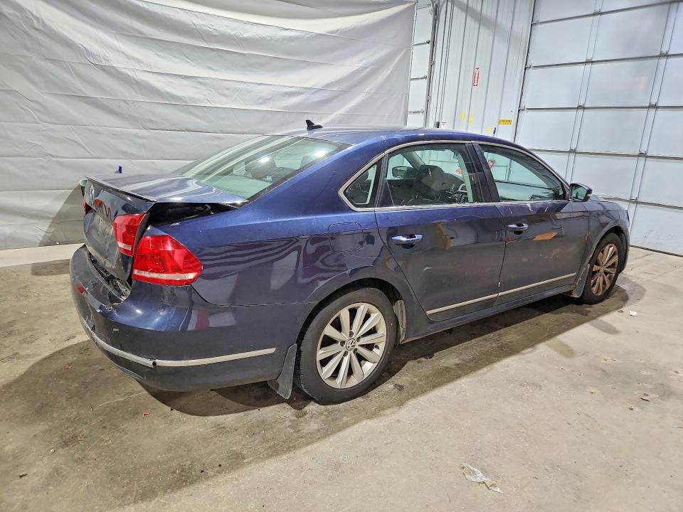 58724996 :رقم المزاد ، 1VWCP7A38DC069031 vin ، 2013 Volkswagen Passat مزاد بيع