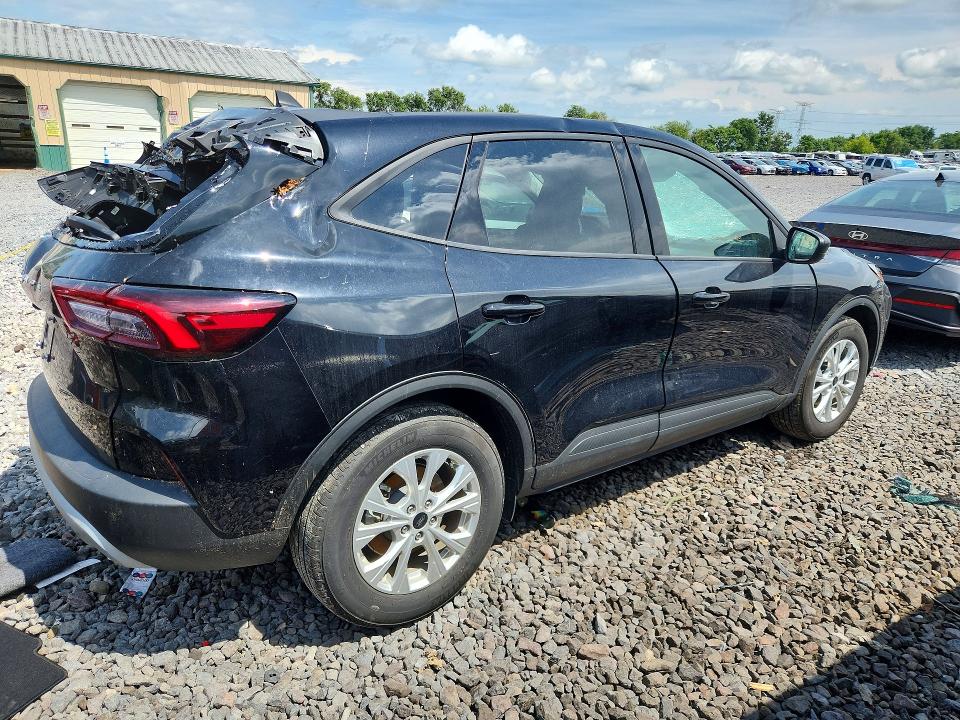 58422986 :رقم المزاد ، 1FMCU0GN7SUA68354 vin ، 2025 Ford Escape مزاد بيع
