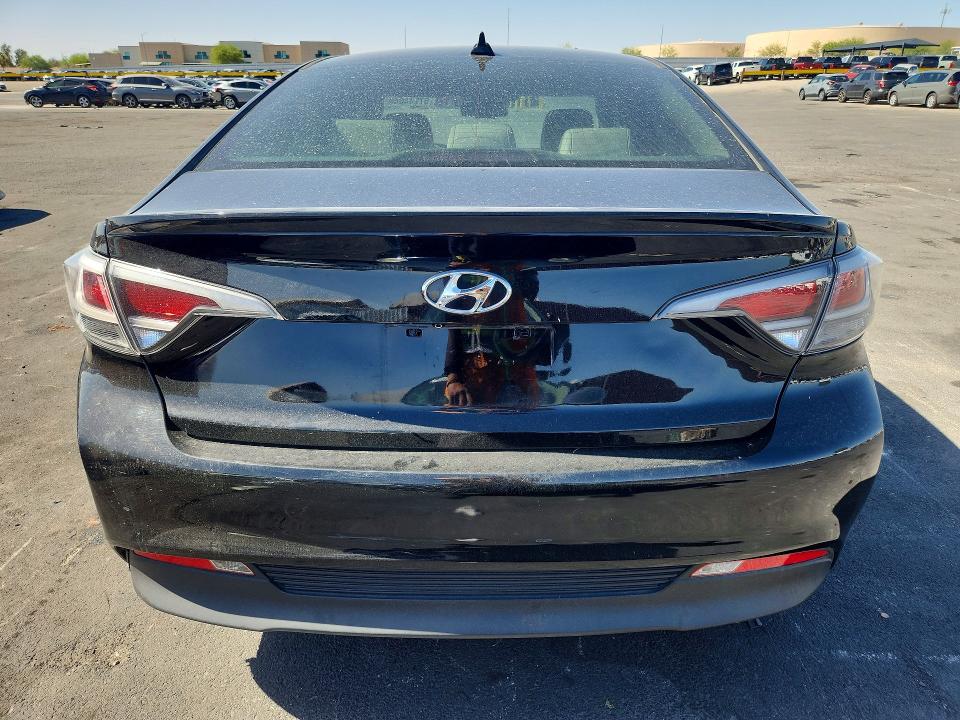 Продажа на аукционе авто 2017 Hyundai Sonata Hybrid, vin: KMHE24L38HA070859, номер лота: 57244046