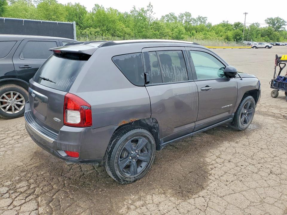 57446976 :رقم المزاد ، 1C4NJCEB2HD163090 vin ، 2017 Jeep Compass مزاد بيع