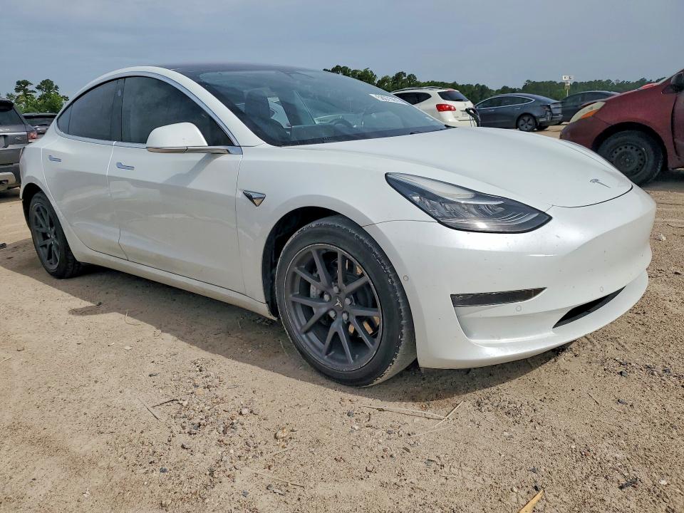 Продажа на аукционе авто 2018 Tesla Model 3, vin: 5YJ3E1EA4JF031339, номер лота: 58075976