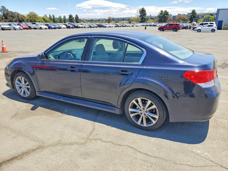 2013 Subaru Legacy 2 მანქანა იყიდება აუქციონზე, vin: 4S3BMBC64D3047075, აუქციონის ნომერი: 85462165
