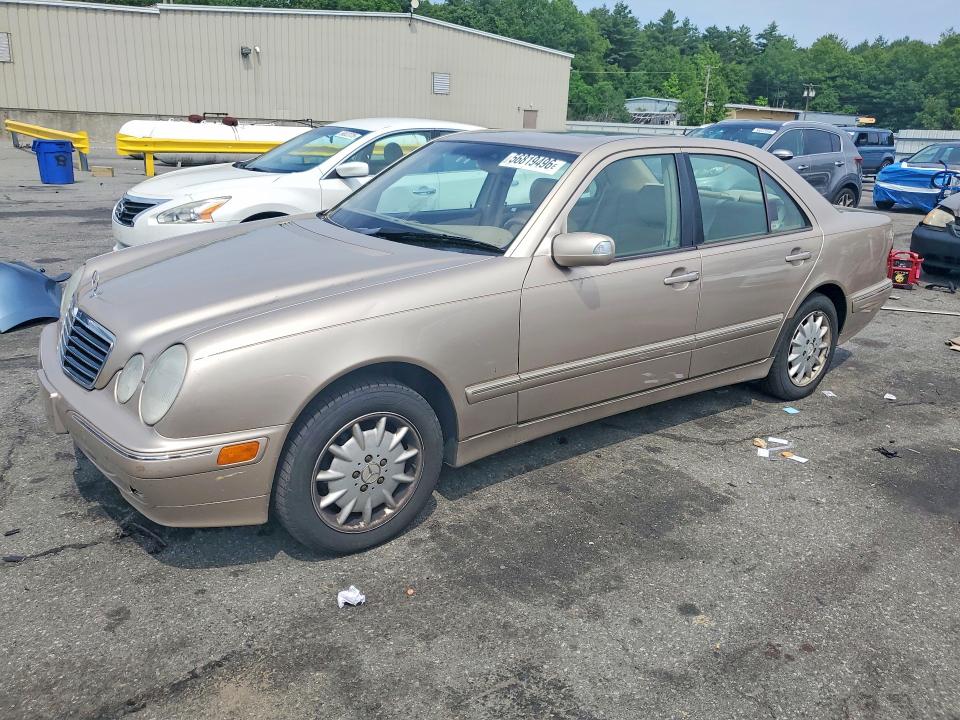 56819496 :رقم المزاد ، WDBJF82J62X066049 vin ، 2002 Mercedes-benz E مزاد بيع