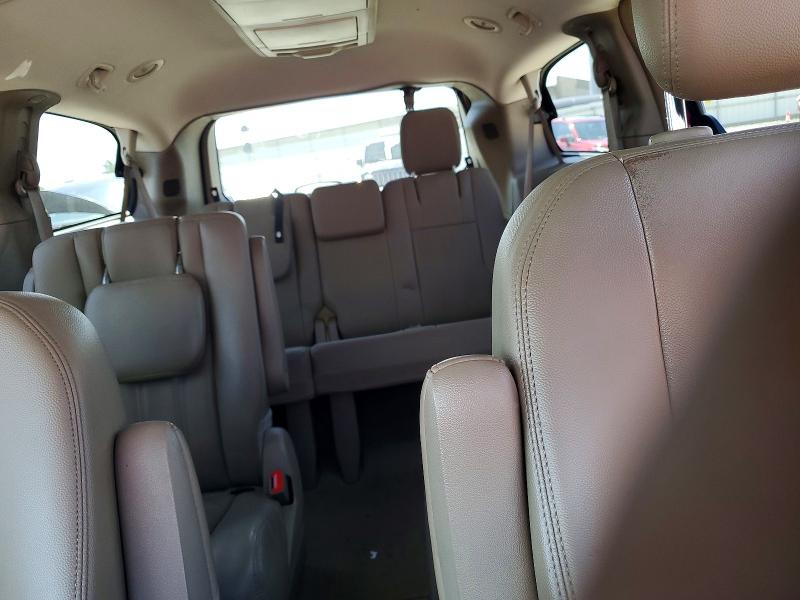 2016 Chrysler Town & Country მანქანა იყიდება აუქციონზე, vin: 2C4RC1BG5GR245858, აუქციონის ნომერი: 56099066