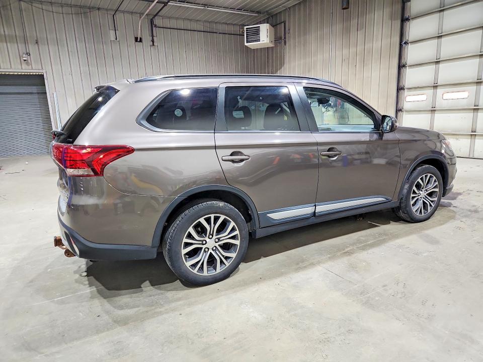Продажа на аукционе авто 2016 Mitsubishi Outlander, vin: JA4AZ3A38GZ054781, номер лота: 55075236