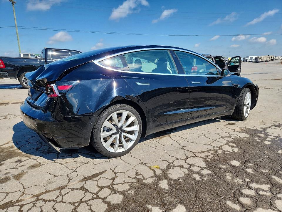Продажа на аукционе авто 2019 Tesla Model 3, vin: 5YJ3E1EA8KF193234, номер лота: 57700186