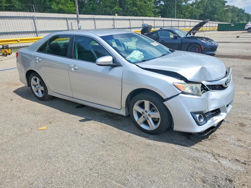 Продаж на аукціоні авто 2014 Toyota Camry, vin: 4T1BF1FK9EU327806, номер лоту: 57085006