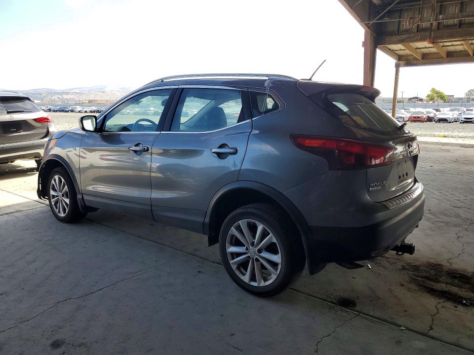 2017 Nissan Rogue Sport მანქანა იყიდება აუქციონზე, vin: JN1BJ1CP1HW026879, აუქციონის ნომერი: 55807136