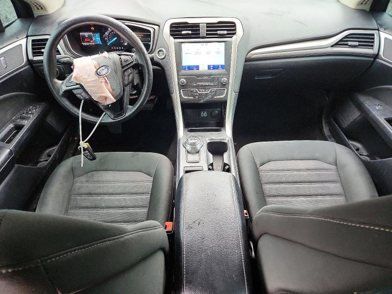 56674116 :رقم المزاد ، 3FA6P0T98KR236582 vin ، 2019 Ford Fusion مزاد بيع