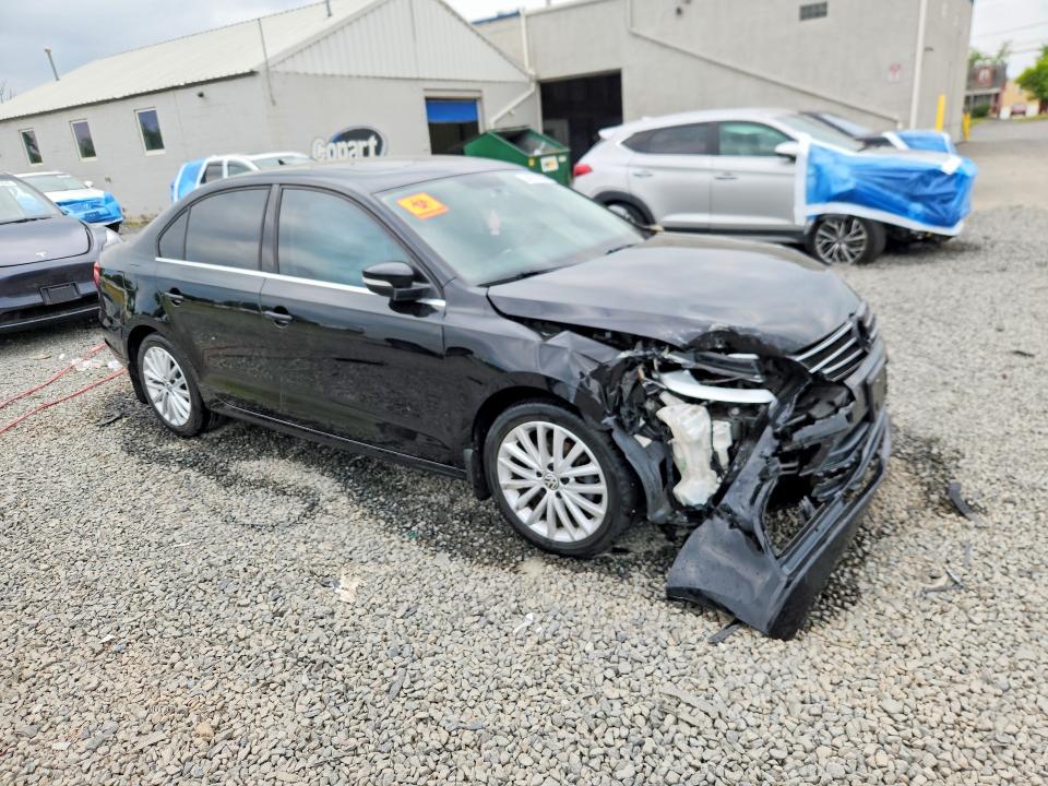 2015 Volkswagen Jetta მანქანა იყიდება აუქციონზე, vin: 3VWD17AJ2FM311494, აუქციონის ნომერი: 56792186