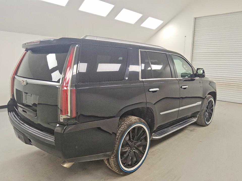 Продажа на аукционе авто 2018 Cadillac Escalade, vin: 1GYS3BKJXJR141098, номер лота: 56962206