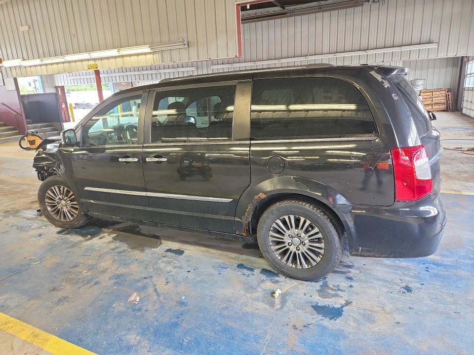 58440806 :رقم المزاد ، 2A4RR6DG0BR500234 vin ، 2011 Chrysler Town & Country مزاد بيع