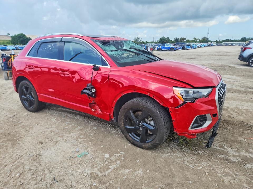 Продажа на аукционе авто 2021 Audi Q3, vin: WA1AUCF36M1132895, номер лота: 58777576